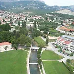 Mala Mare - With Heated Pool Solin