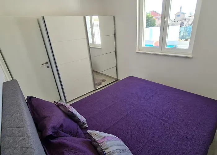 Mala Mare سولين