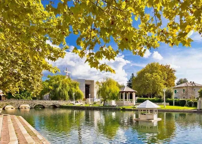 Mala Mare سولين